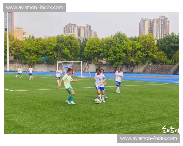 阳泉激战绿茵场当地足球对决点燃全城热血激情盛宴瞬间精彩纷呈景